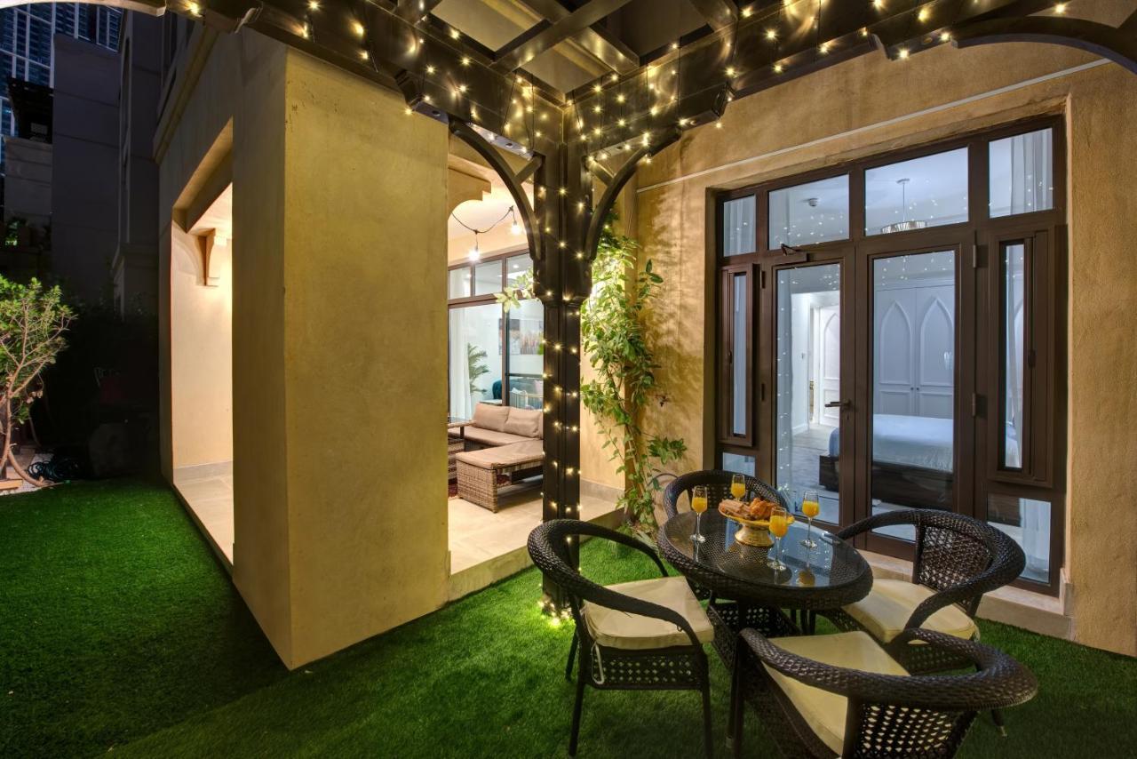 Durrani Homes - Arabian Luxury At Souk Al Bahar Besides Burj Khalifa & Dubai Mall Exterior photo