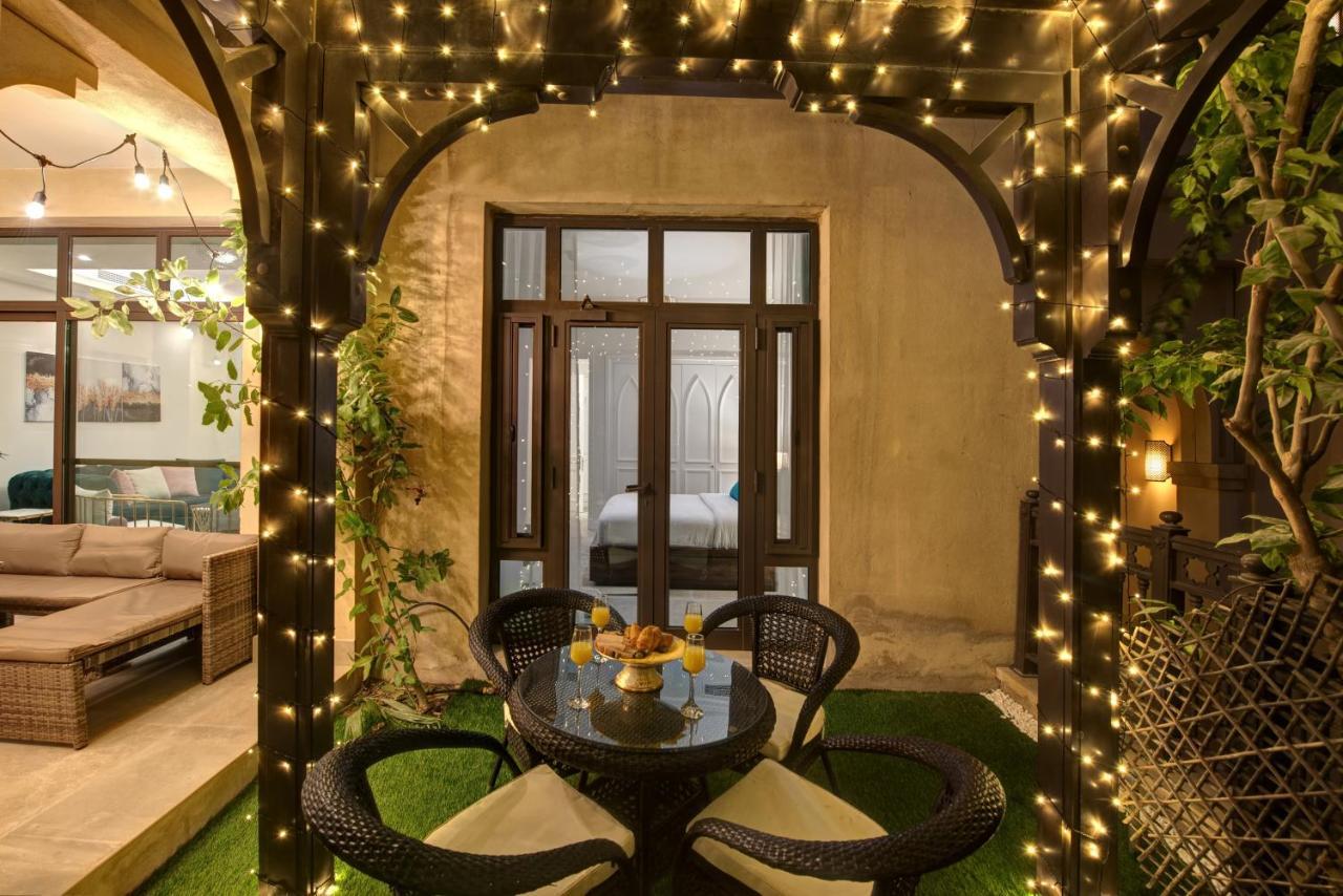 Durrani Homes - Arabian Luxury At Souk Al Bahar Besides Burj Khalifa & Dubai Mall Exterior photo